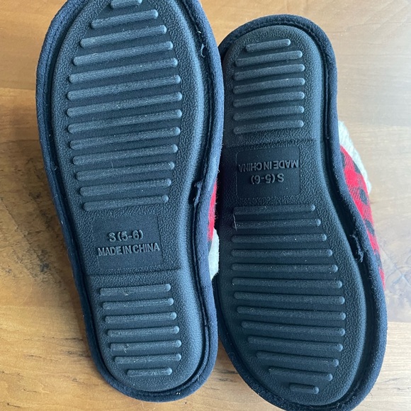 Auntie bear slippers new - Picture 3 of 3